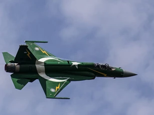 Azerbaijan từ chối mua MiG-35 của Nga vì JF-17 của Trung Quốc