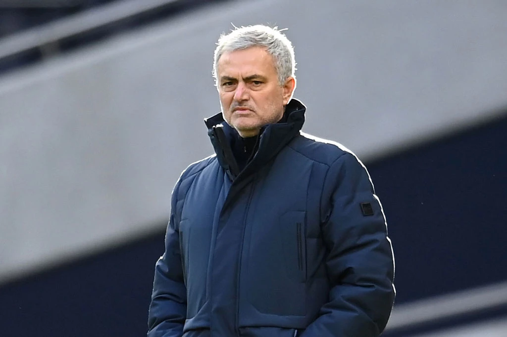 HLV Jose Mourinho. HLV Jose Mourinho.