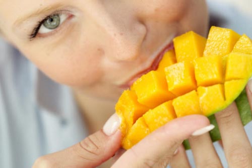 Xoài rất tốt nhưng ăn không đúng cách sẽ cực hại