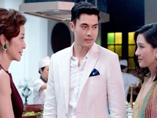 Đêm tân hôn mẹ chồng nói một câu làm tôi bàng hoàng