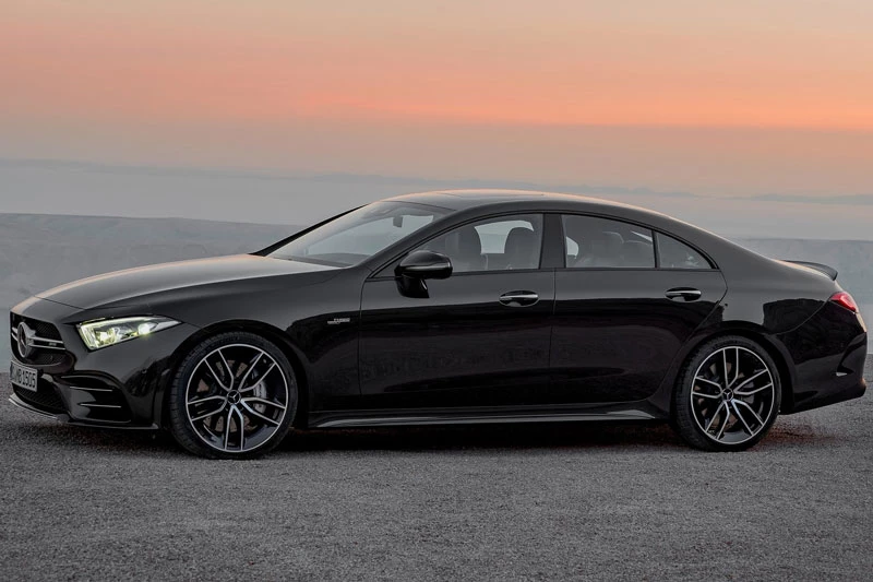 10. Mercedes-AMG CLS 53 (giá khởi điểm: 81.200 USD).