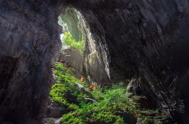 Hang PYGMY- một trong những hang động đưa vào tour du lịch mạo hiểm