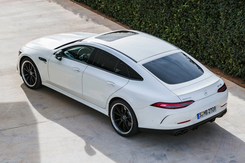 8. Mercedes-AMG GT 53 (giá khởi điểm: 99.950 USD).