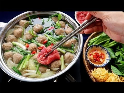 Liên hoan cuối năm: Cần thận trọng khi chọn món ăn nhà hàng