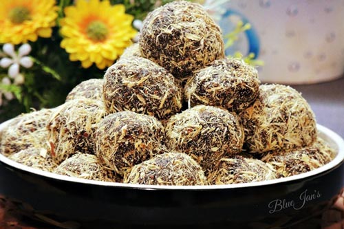 Cách làm ô mai cam thảo chua ngọt, đắt khách ngày Tết