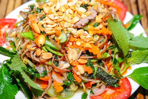 Cách làm nộm hoa chuối thịt gà giòn ngon hấp dẫn nhất