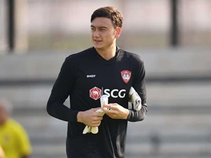 Muangthong United thiện chí đón Đặng Văn Lâm trở lại