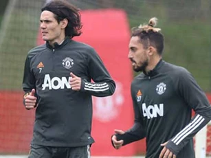 Đội hình dự kiến trận Fulham vs M.U: Cavani, Bailly và Telles đá chính?