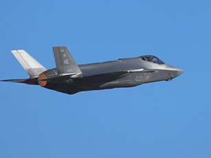 Không quân Mỹ từ chối mua thêm máy bay chiến đấu F-35