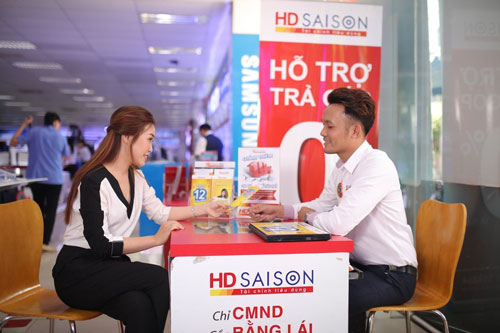 Tín dụng tiêu dùng 'rộn ràng' trước Tết