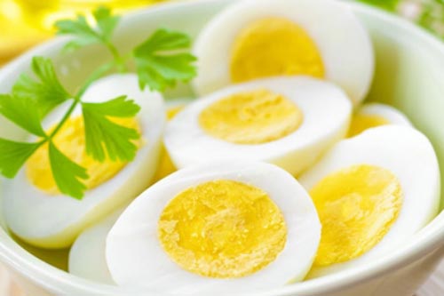 Thói quen sai lầm khi ăn trứng gây hại nghiêm trọng