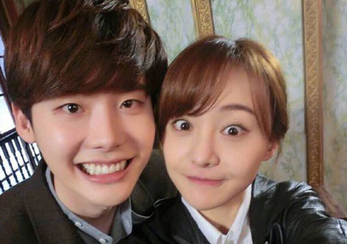 Fan "lật mặt" khẳng định Trịnh Sảng ngoại tình với Lee Jong Suk, lộ thêm cả cách "đánh dấu" bạn trai "gây choáng"