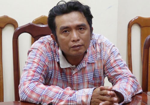 Cà Mau: Chồng thiếu nợ, vợ bị chặn đường ép vào quán cà phê để đòi tiền