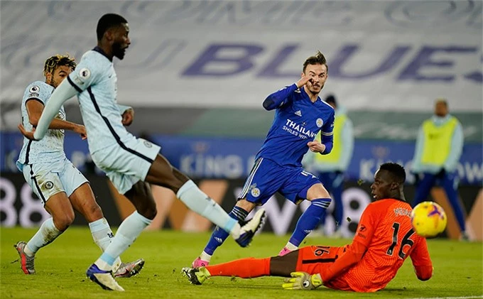 Trận Leicester vs Chelsea chứng kiến hàng thủ tệ của đội khách