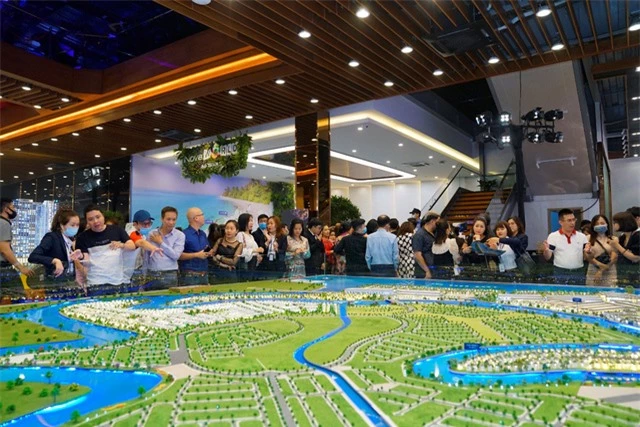 Đồng loạt khởi công dự án hạ tầng giao thông nghìn tỷ, BĐS gần TP Hồ Chí Minh được dự báo sẽ bứt phá - Ảnh 1.