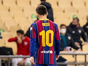Messi bị treo giò 2 trận vì thẻ đỏ