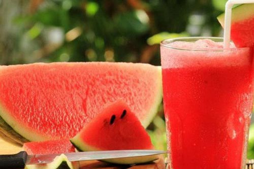 5 lợi ích tuyệt vời bạn nhận được khi ăn dưa hấu