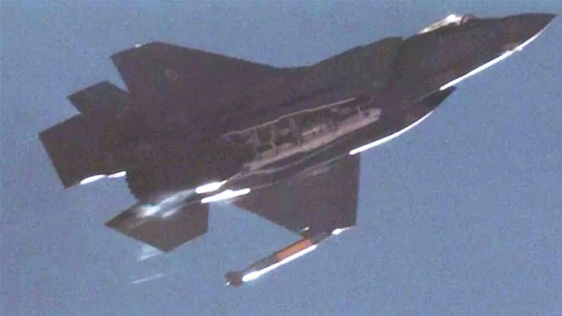 Tiêm kích F-35.