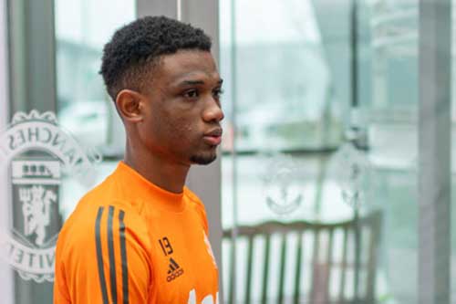 Tân binh Diallo của M.U vướng vào bê bối buôn bán trẻ em