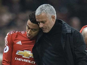 Mourinho quyết mang Lingard về Tottenham