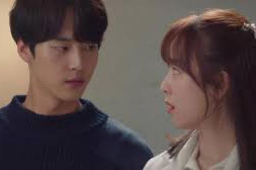 Mẹ chồng hùa với "giặc bên Ngô" chuyện tôi mãi không sinh đứa nữa, tôi lẳng lặng đem ra 1 tờ giấy khiến hai người họ câm bặt