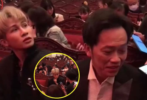 Hoài Linh đang phỏng vấn, Jack đã có hành động đáng khen khi fan lớn tiếng gọi xin chữ kí