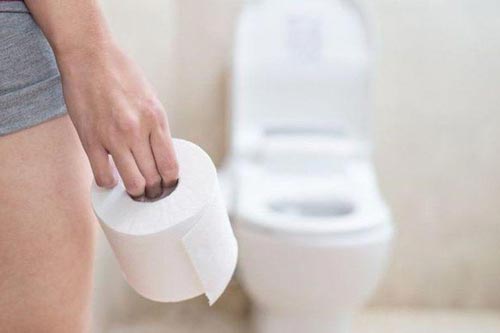 4 thói quen tưởng vô hại trong nhà vệ sinh làm giảm tuổi thọ