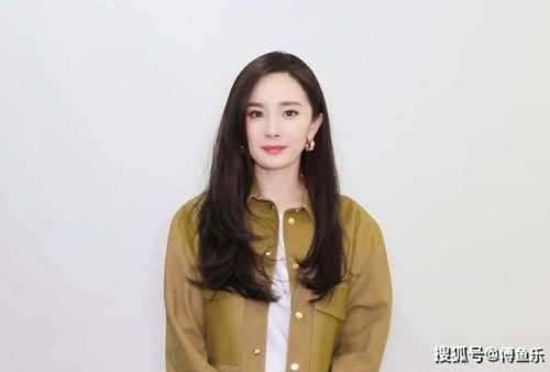 Tận tâm chúc mừng sinh nhật fan, Dương Mịch ngay lập tức bị mỉa mai chuyện vô tâm với con gái