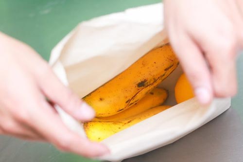 Mẹo ủ chuối nhanh chín mà không cần dùng hóa chất