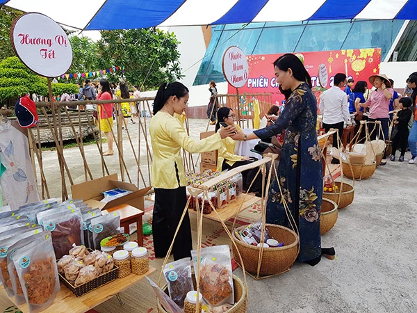 được trải nghiệm không gian đậm đà phong vị cổ truyền của Tết Việt