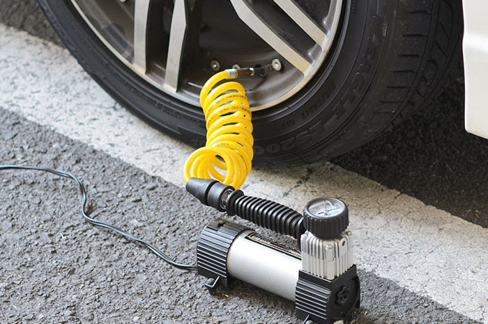 Kiểm tra, chăm sóc lốp xe thế nào để yên tâm trước những chuyến đi xa?