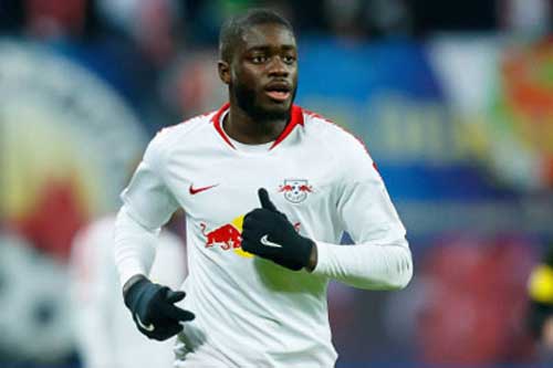  M.U gặp đối thủ 'khủng' trong cuộc đua giành Upamecano