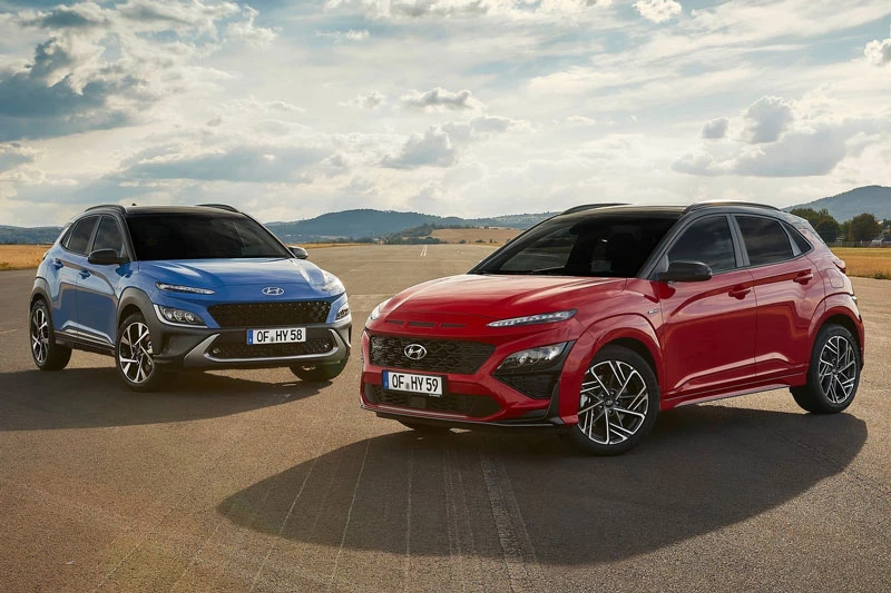 1. Hyundai Kona 2021 (giá khởi điểm: 20.400 USD).