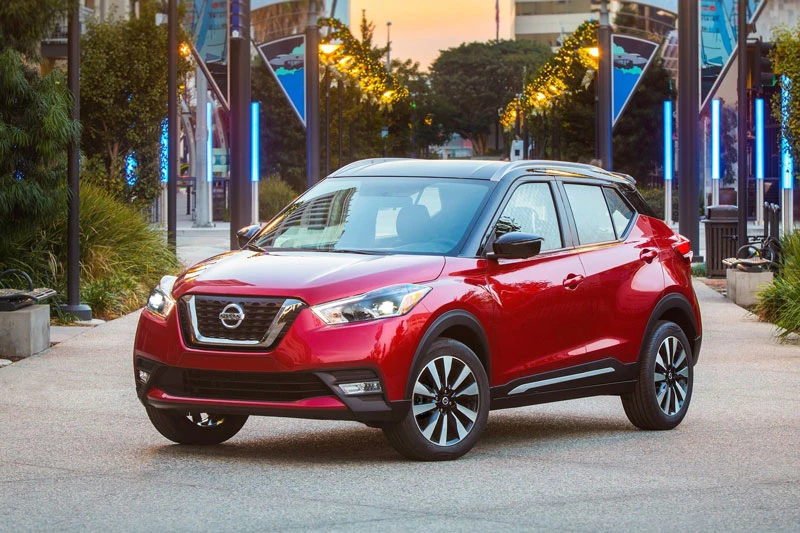 6. Nissan Kicks 2020 (giá khởi điểm: 18.870 USD).