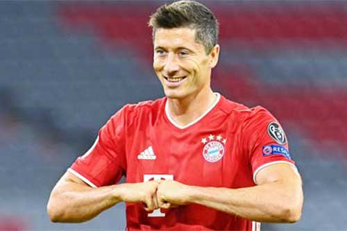 Lewandowski trên đường phá kỷ lục của Mueller