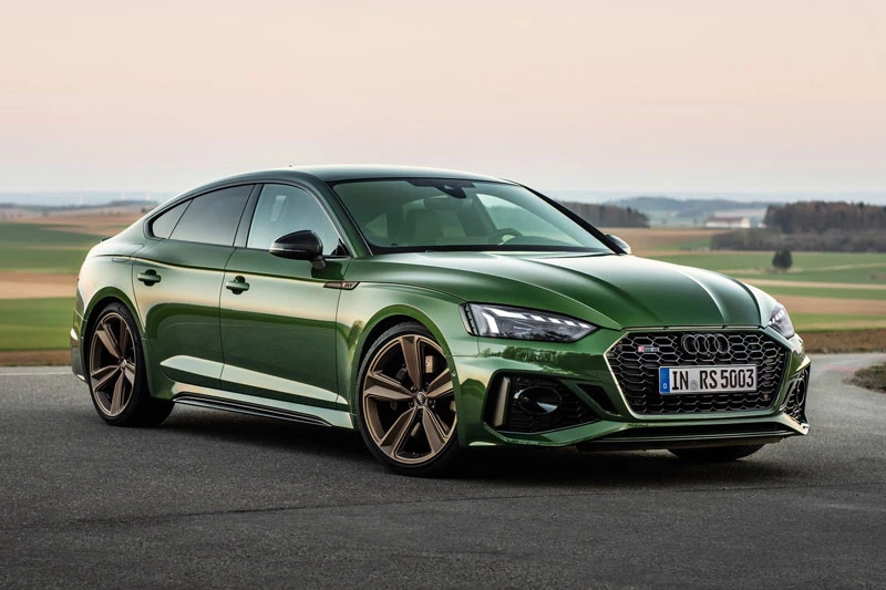 8. Audi RS5 Sportback 2021 (giá khởi điểm: 75.400 USD).