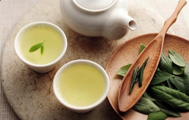 Tùy vào từng thời điểm uống mà trà xanh mang lại hiệu quả hay gây tác dụng phụ cho cơ thể.