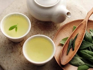 Trà xanh cực tốt nhưng uống vào 3 thời điểm này lại tác hại khôn lường