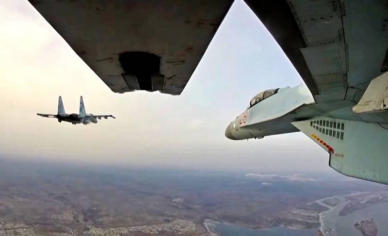 Nga bất ngờ đẩy mạnh hoạt động quân sự tại Syria