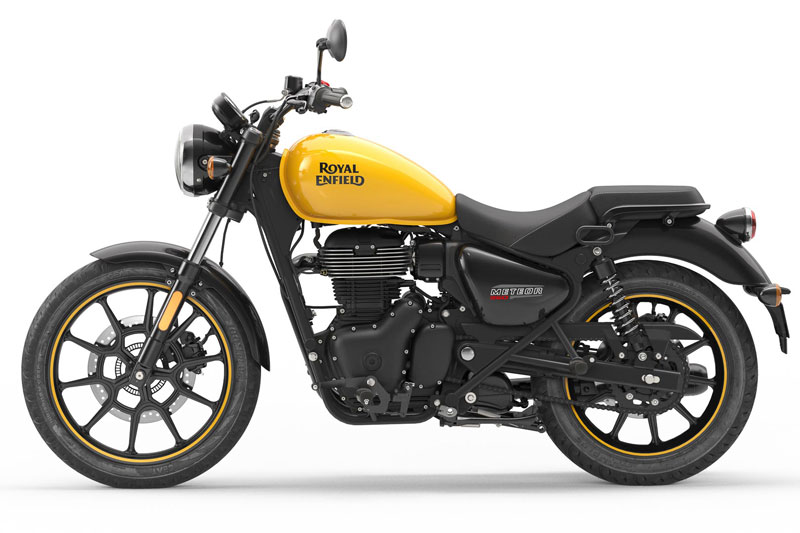 Môtô 350 phân khối, phanh ABS ở 2 kênh, giá gần 56 triệu, cạnh tranh với Honda Rebel 300