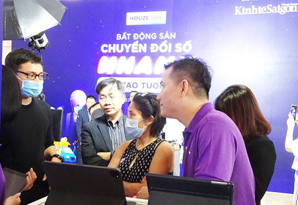 Bất động sản chậm chân trong cuộc đua số hóa: Nền tảng công nghệ và niềm tin khách hàng là hai rào cản lớn nhất