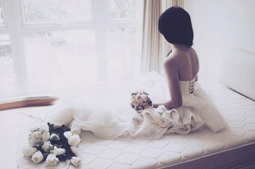 Phụ nữ lấy chồng dù sóng gió thế nào cũng phải giữ được 3 điều quý giá này