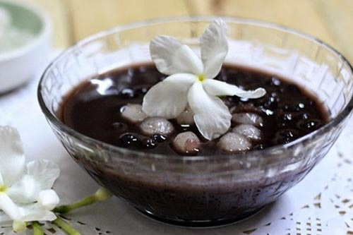 Nấu đỗ đen cho thêm thứ này vào sau 1 tuần có thể giảm ngay 5kg