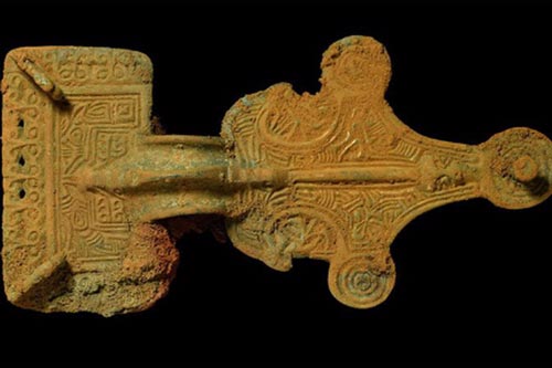 Xây nhà, đào trúng 154 mộ cổ đầy châu báu 4.000 năm