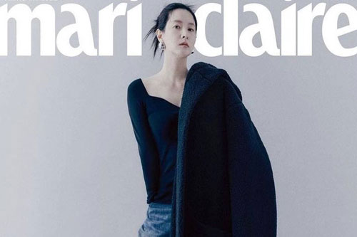 Tưởng là idol của nhóm nhạc nào hóa ra đây là 'nàng Dae Jang Geum' đã bước sang tuổi U50