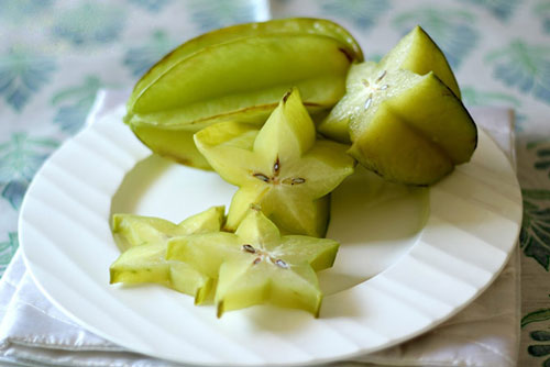 Gội đầu bằng khế chua bao nhiêu gàu cũng hết