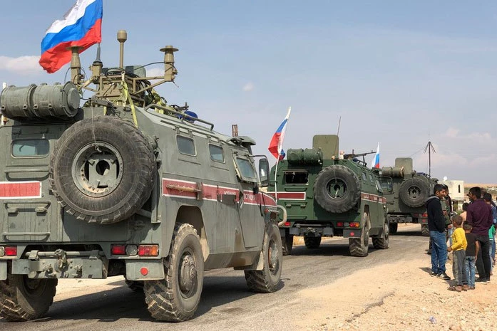 Trước đó, Nga cũng đã tăng cường hoạt động quân sự ở Syria. leo thang ở Syria có thể gia tăng đáng kể, đặc biệt là sau tuyên bố đầu tiên của Bộ Quốc phòng Mỹ mới về ý định hất cẳng "người Nga" khỏi Trung Đông.