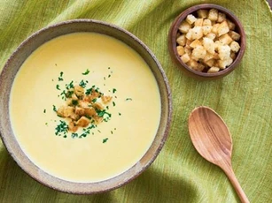 Bí quyết nấu súp ngô ngọt thơm, nóng hổi cho ngày Đông