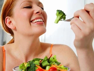 Dấu hiệu bạn cần bổ sung rau cho cơ thể ngay lập tức