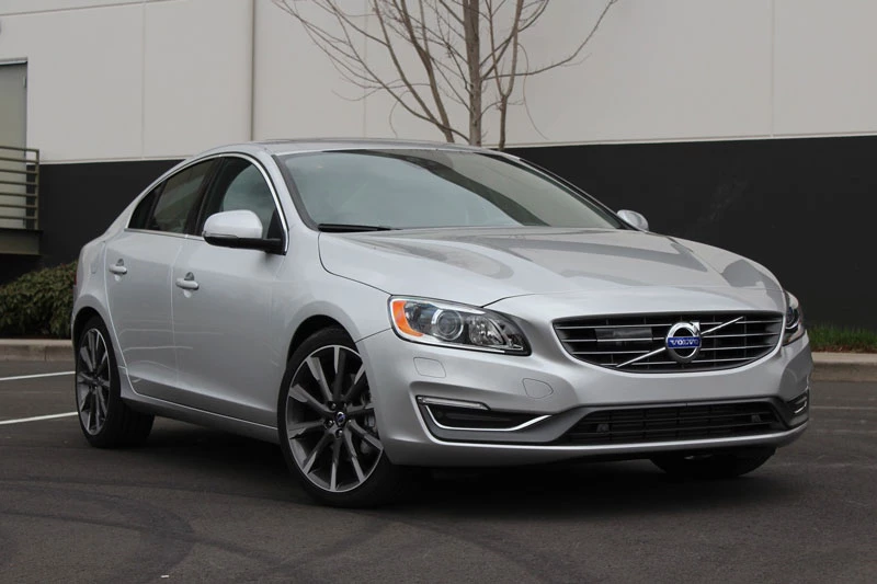 =6. Volvo S60 T6 Drive-E FWD 2015 (thời gian tăng tốc từ 0-96 km/h: 5,3 giây).